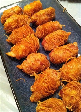 百麵玲瓏 (千絲嫩肉鳳尾蝦)