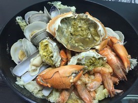 無水鮮甜海鮮煲