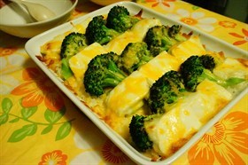 西蘭花豆腐雙色芝士焗飯