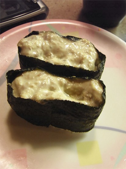 胃部中出吞拿魚